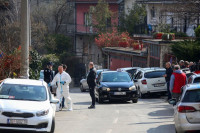 Sin ubio oca oštrim predmetom, policajci ga uhvatili na ulici