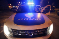 Završio u policiji: Mladić iz Gradiške razbijao stakla na školi pa se isjekao