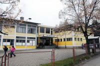 Direktor: Đak koji je napao školskog druga nedavno donio metak u školu