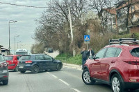 Sudar automobila i motocikla, povrijeđena jedna osoba