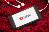 YouTube уводи нова правила!