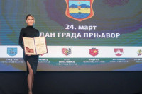 Atletičarki Jeleni Gajić povelja zaslužnog građanina grada Prnjavor