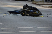 Motociklista (18) poginuo u sudaru sa traktorom