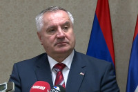 Višković: Čiji novac je Vukanović nosio u Beograd?
