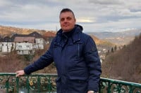 Pokloniću 500 kilograma novca porodicama s djecom: Banjalučkog konobara krasi humanost, a preživio je tragediju