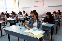 Teku pripreme za eksperimentalnu malu maturu: Đacima šansa da pokažu znanje
