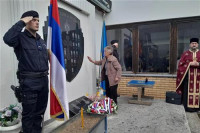 Odata počast poginulim policajcima
