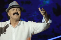 Haris Džinović rekao šta želi u ljubavi