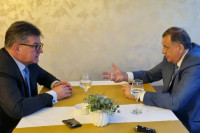 Dodik se sastao sa Lajčakom