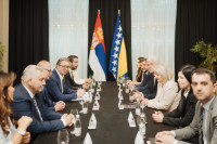 Čović se sastao sa Vučićem: Razgovarano o unaprijeđenju političkog dijaloga u regionu