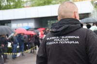 Podrška Dodiku i Lukiću ispred Suda BiH: Aplauzi i uzvici "Mile, Mile..."