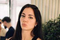 Djevojka sa licem anđela, ali iznenadiće vas kada vidite kako izgleda ostatak tijela