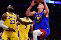 Gašenje legende: Lebron je nemoćan kada ispred sebe ima Nikolu Jokića