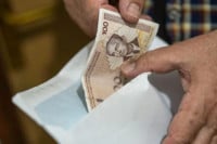 Kuvar bolnice osuđen jer je „sređivao“ invalidske penzije