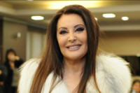 Dragana Mirković dobila nesvakidašnji poklon, svi su uočili jednu stvar