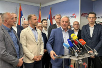 Odriješili kesu: PDP na mrežama potrošio desetostruko više novca od SNSD-a