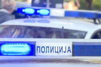 Policajac zaustavio mladiće, oni ga izboli nožem