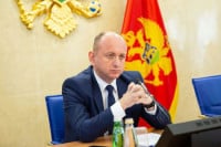 Knežević: Nakon usvajanja rezolucije BiH može podnijeti tužbu protiv Srbije i Crne Gore
