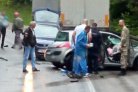 Težak sudar tri vozila: Među povrijeđenima ima i djece