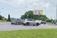 Nova nezgoda u Banjaluci: Sudar u kružnom toku na Petrićevcu