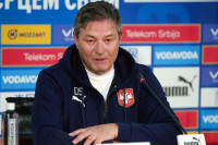 Piksi produžio ugovor do 2026.