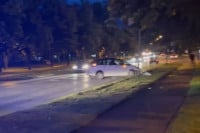 Nesreća u naselju Borik: Auto se zakucalo u stub
