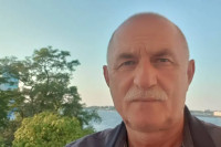 Mlada djevojka Lazara Ristovskog zapalila mreže (FOTO)