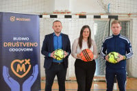Mozzart donirao televizore i sportske rekvizite OŠ Majka Knežopoljka i OŠ Dvorovi