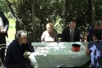 Egić u posjeti majci prve žrtve proteklog rata u Prijedoru