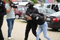 Detalji "Eskadrona": Bivši policajac na čelu kriminalne grupe, uhapšene i dvije žene