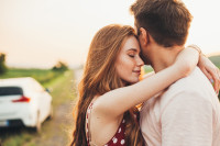 Stručnjaci razotkrili: Postoji li ljubav na prvi pogled