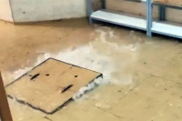 Banjalučki bibliotekari spasavali knjige od vode (VIDEO)