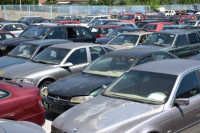 Iznajmio automobil, pa ga prodao na otpad
