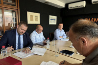 FSS uručio vaučer od pola miliona evra fudbalskom savezu Srpske