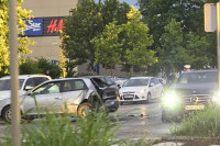Teška saobraćajka u Banjaluci, tri osobe povrijeđene (VIDEO)