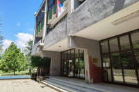 Притвор мајци која је претукла наставницу свог сина