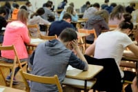 Medicina i elektrostruka i dalje magnet za đake