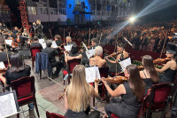 "Poklon Republici": Spektakularni koncert u Univerzitetskom gradu