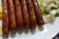 Šta vam se može dogoditi ukoliko ne skinete kožu sa kobasice?