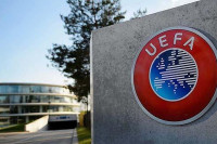 UEFA kaznila Švajcarsku, Albanci žele da plate