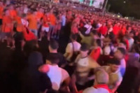Opšta tuča navijača Turske i Holandije