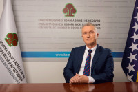 Zijad Sinanović za "Glas": Kamioni parkirani na granici gutaju milijarde KM