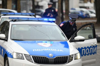 U saobraćajnoj nesreći povrijeđena dva lica, ispala iz vozila poslije sudara