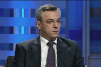 Tadić: Spremni su i svoju kuće da zapale samo da gori kuća Republike Srpske