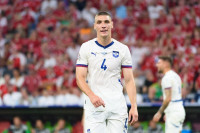 Fiorentina prihvatila ponudu: Milenković ide u Premijer ligu