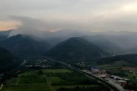 Borba vatrogasaca s vatrom na miniranom području