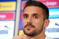 Dušan Tadić se oprostio od dresa Srbije: Hvala na aplauzima i kritikama