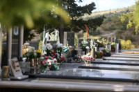 Tvrde da im je bogati gastarbajter otac: Sestre iz Sombora traže ekshumaciju čovjeka koji ima 40 miliona evra