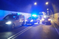 Sudar tri vozila u tunelu, dvije osobe završile u bolnici