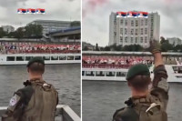 Srpski vojnik iz Legije stranaca maše sa tri prsta na otvaranju OI (VIDEO)
